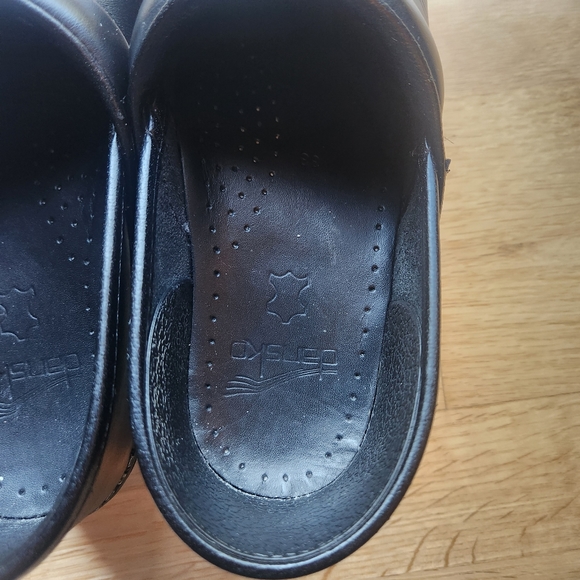 Danskos - Picture 9 of 11